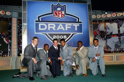 2005 NFL Draft Listing .